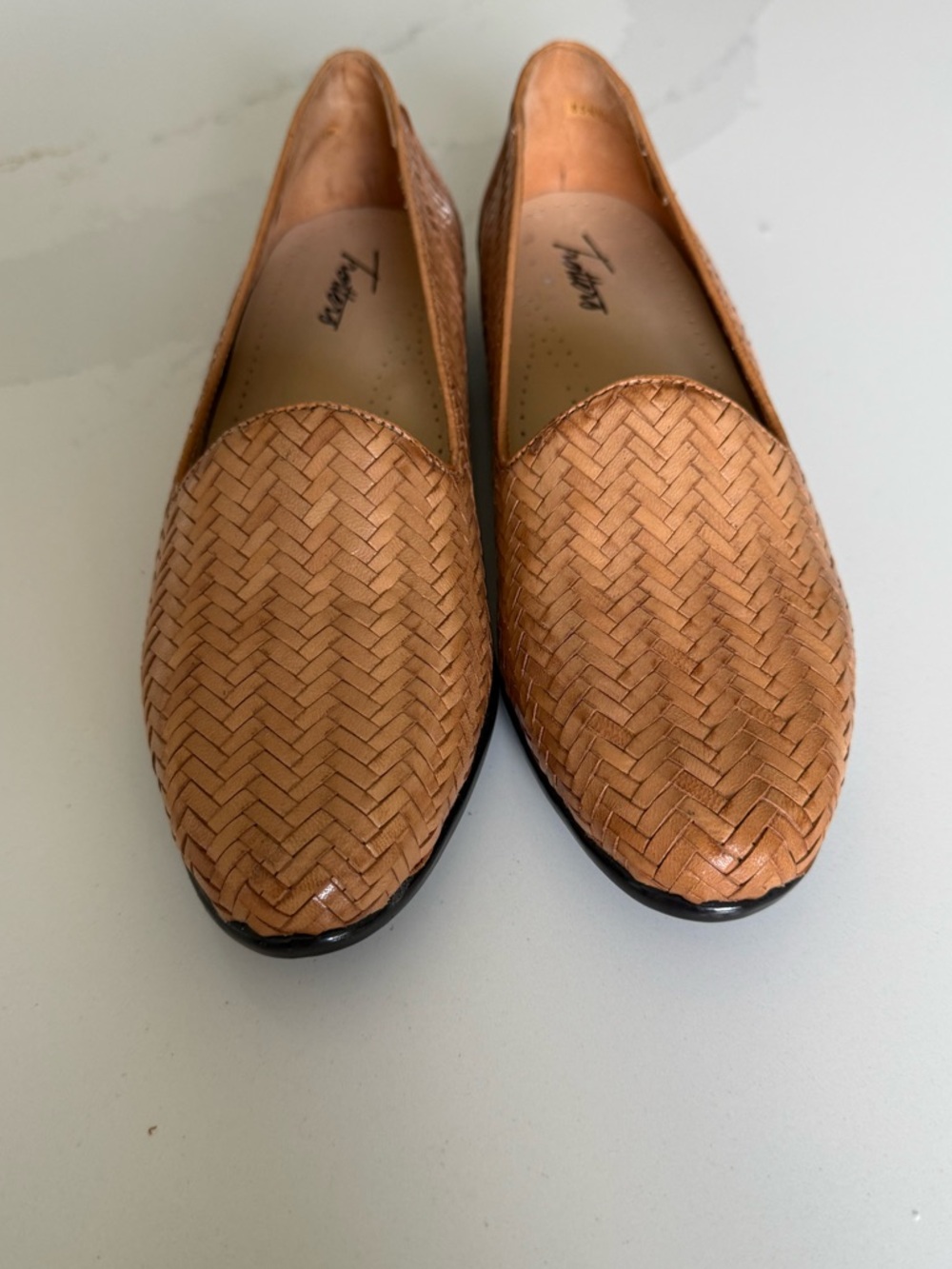 Trotters Liz III Flats